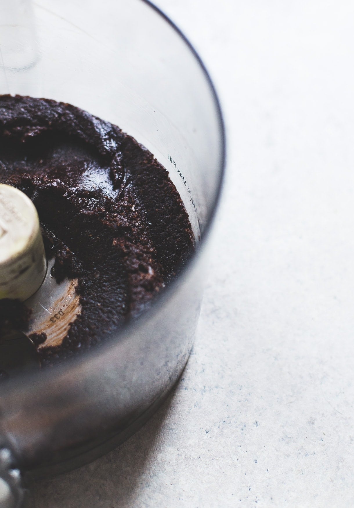 {ALMOST RAW} VEGAN DOUBLE CHOCOLATE CARAMELS