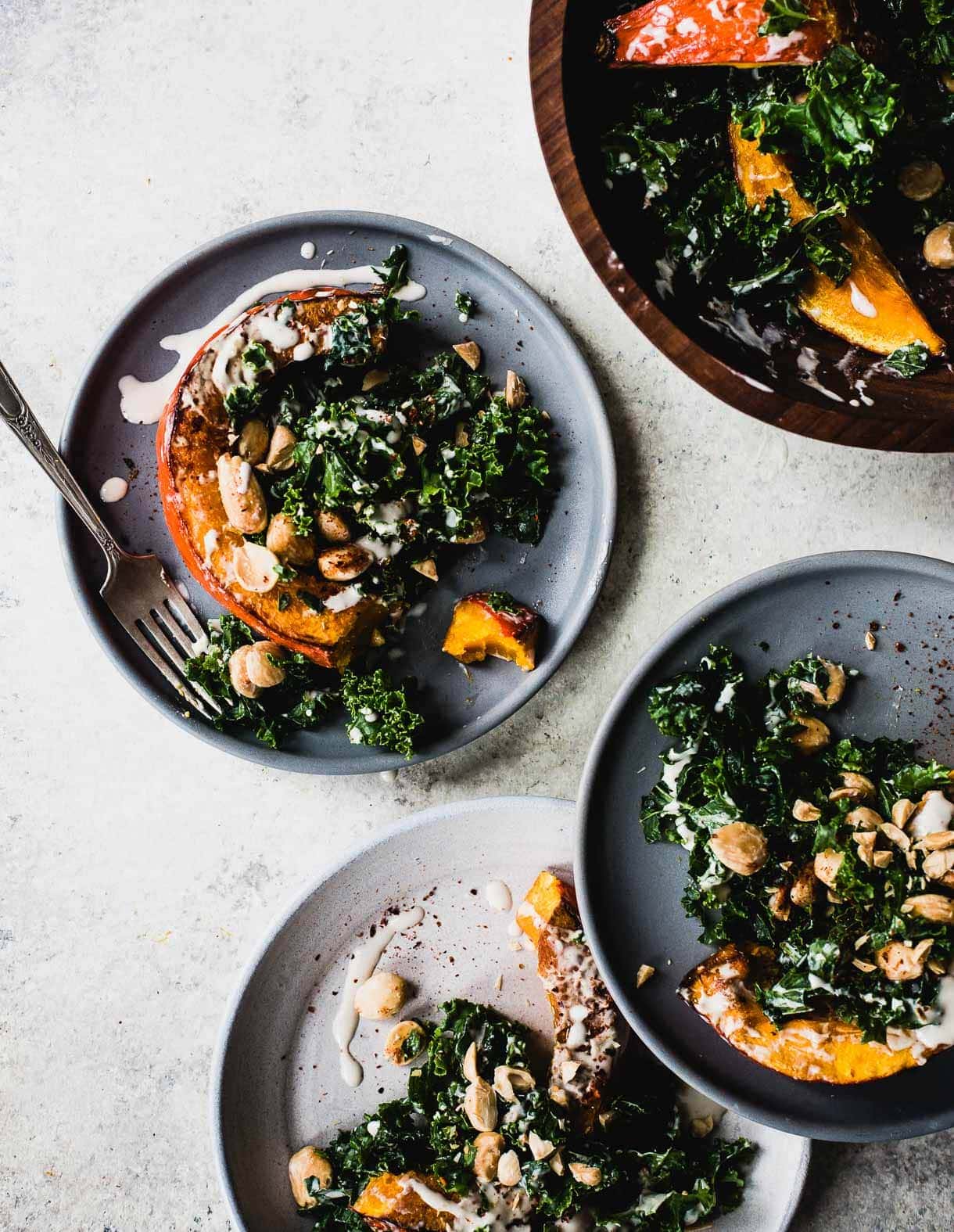 Roasted Red Kuri Squash with Tahini and Almonds -- vegan #redkuri #paleo