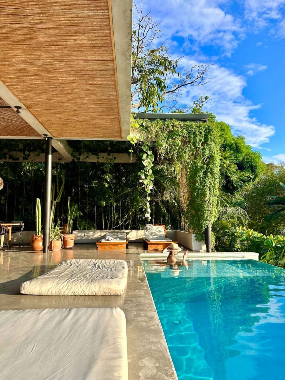 mint hotel santa teresa